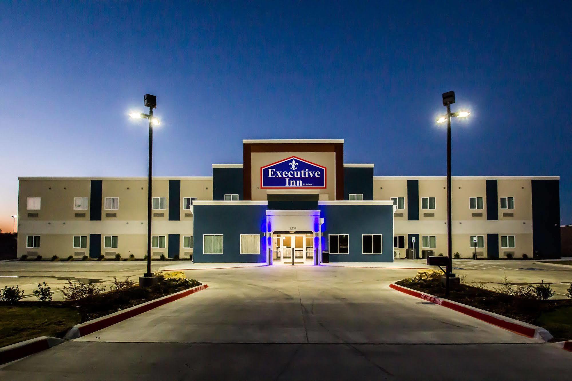 Hotel Executive Worth West 3*